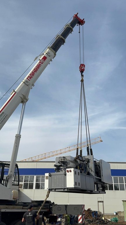 Термопластавтомат с усилием сжатия в 350 т.